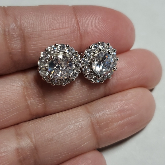 💜SOLD💜Savvy Cie Rhodium Plated CZ Halo Earrings - Picture 5 of 9